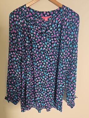 Lilly Pulitzer, 100% Silk Navy Long Sleeve Floral Spot Blouse. Bow At Sleeve. XL